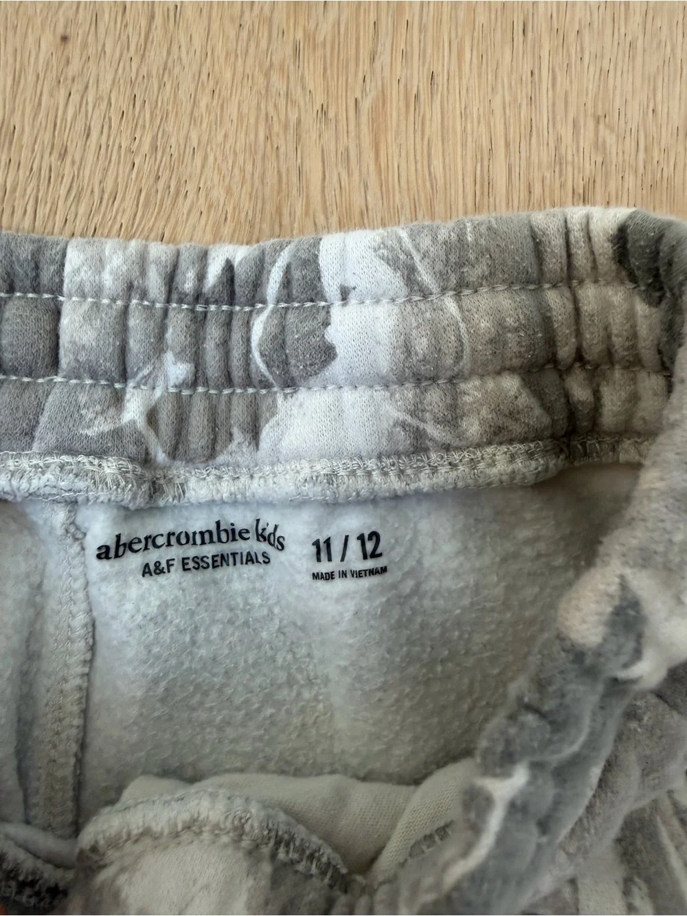 abercrombie kids Gray Leaf Print Joggers
